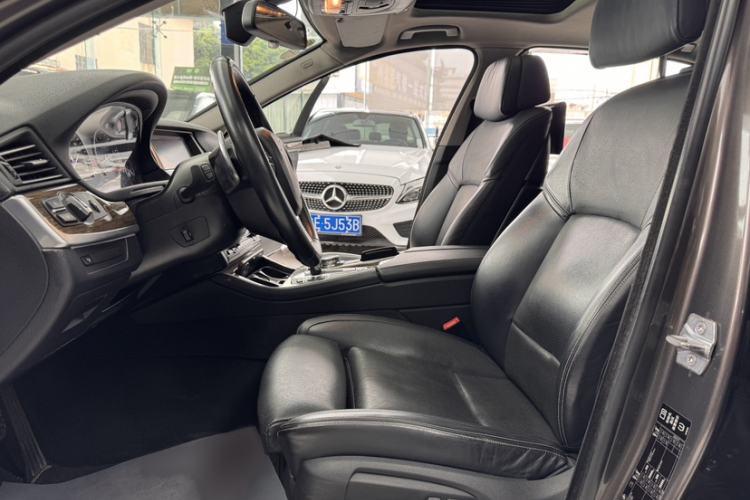 Used BMW 5 Series 2014 535Li Leading Model Interior 3