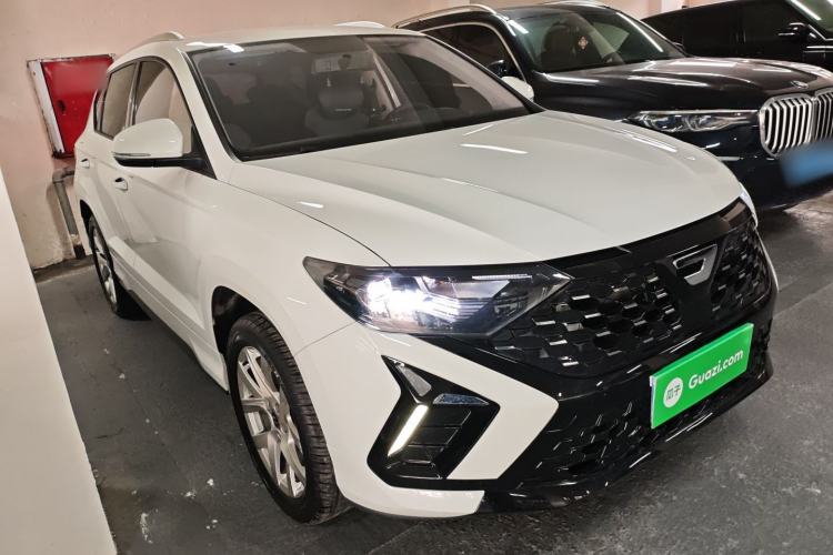 Used Jetta VS5 2024 280TSI Manual Pioneer Edition Front Right 45 Deg