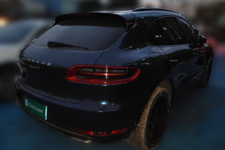 Used Porsche Macan 2014 Macan 2.0T Rear Right 45 Deg