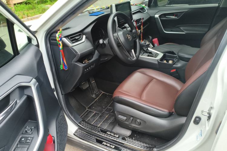 Used Toyota RAV4 2020 2.0L CVT 4x4 Trend Edition