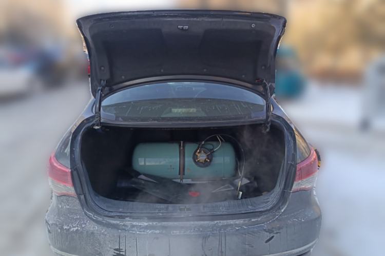 Used Nissan Sylphy 2016 Classic 1.6XE Manual Comfort Edition Trunk