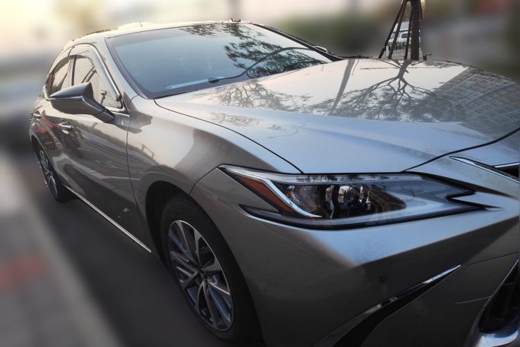 Used Lexus ES 2023 200 Excellence Edition