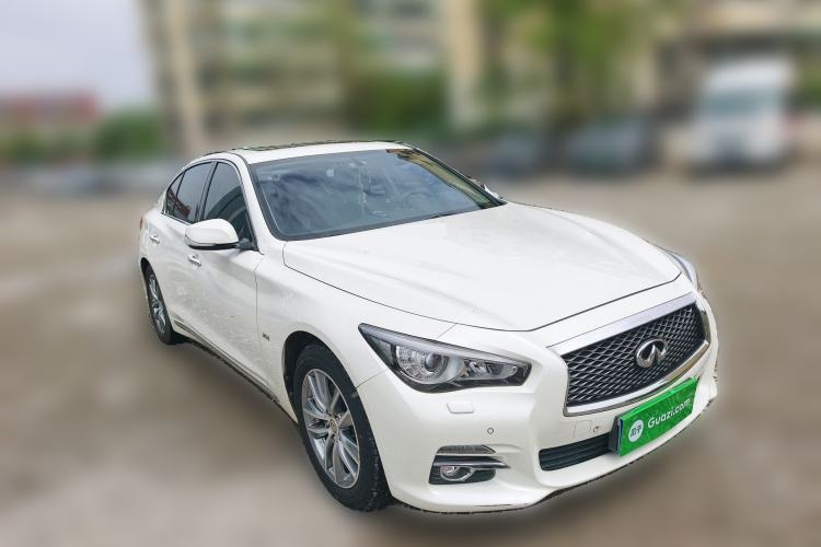 Used Infiniti Q50L 2015 2.0T Enjoyment Edition Front Right 45 Deg