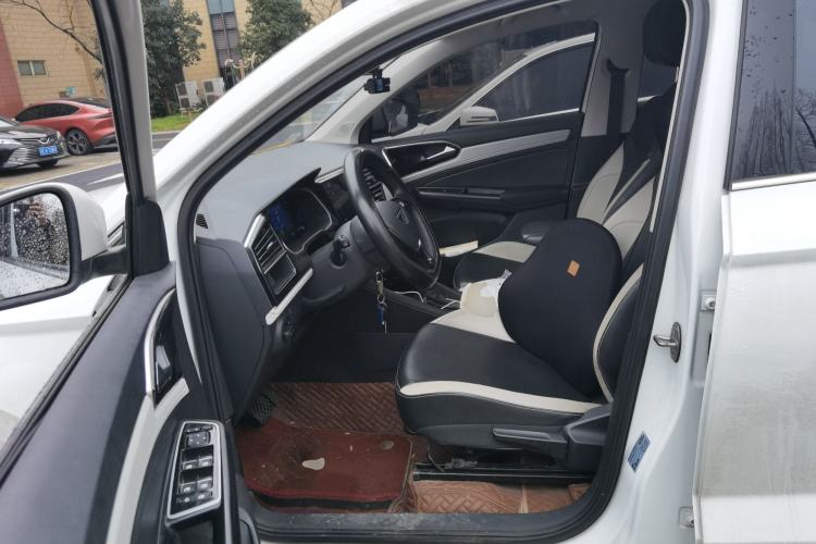 Used Jetta VS7 2023 280TSI Automatic Trend Edition
