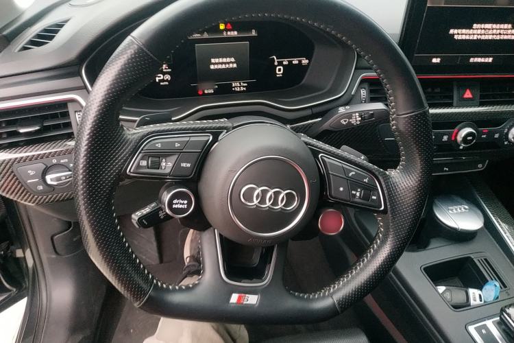 Used Audi A4L 2020 40 TFSI Fashion Dynamic Model
