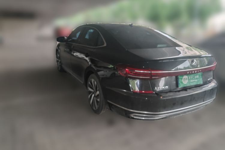 Used Volkswagen Passat 2024 380TSI Dragon Edition
