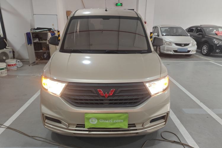 Used Wuling Hongguang V 2019 1.5L Jingqu Version China VI LAR Front