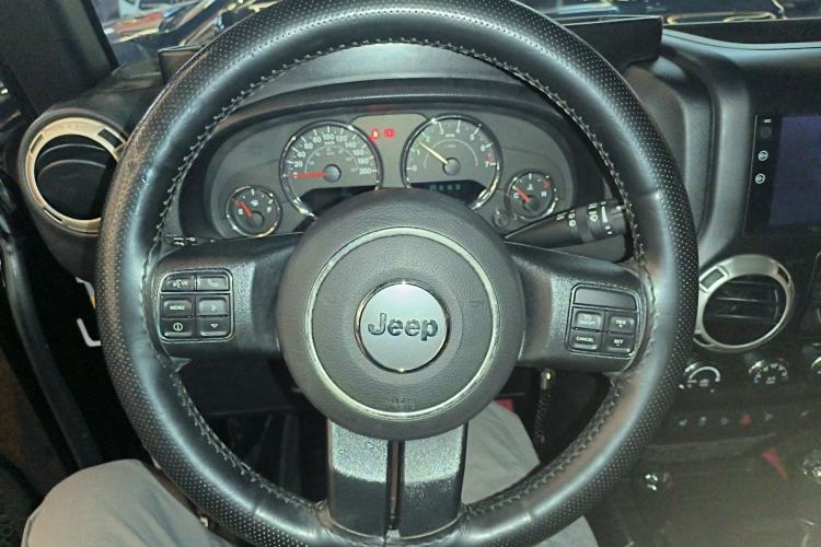 Used Jeep Wrangler 2017 3.0L Sahara Four-Door Comfort Edition