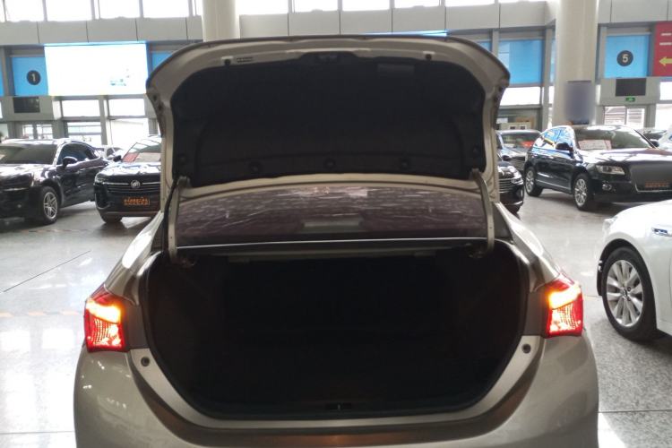 Used Toyota Corolla 2017 Revised Version 1.2T S-CVT GL-i Trunk