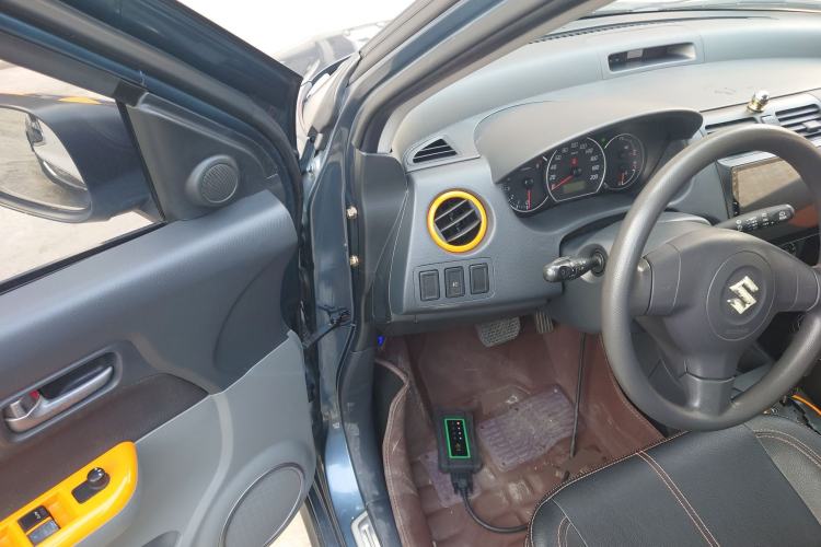 Used Suzuki Swift 2016 1.5L Automatic Fashionable Coolplay Edition
