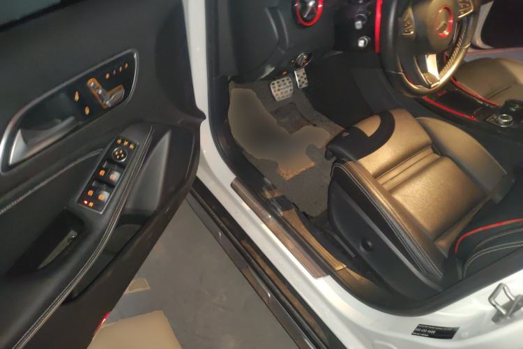 Used Mercedes-Benz GLA 2017 GLA 200 Fashion Model
