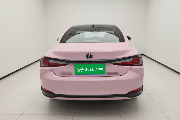 Used Lexus ES 2020 200 Excellence Edition Rear