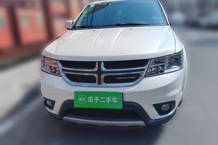 Used Dodge Journey 2013 2.4L Two-Wheel Drive Luxury Version