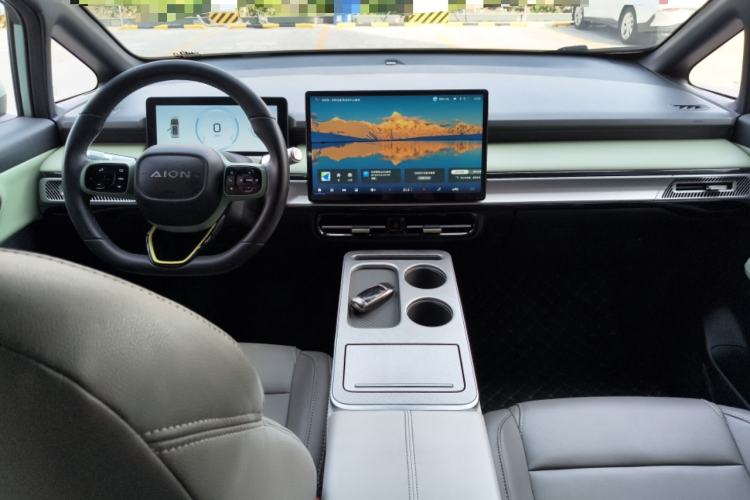 Used AION Y 2023 Younger
