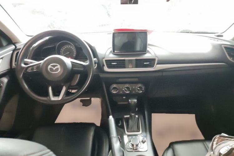Used Mazda 3 Axela 2017 Sedan 1.5L Automatic Comfort Model Emission Standard China V Center Console