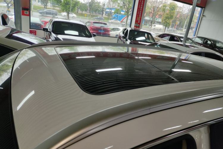 Used Geely Auto Emgrand X7 Sport 2016 1.8TD Automatic Smart Model Roof