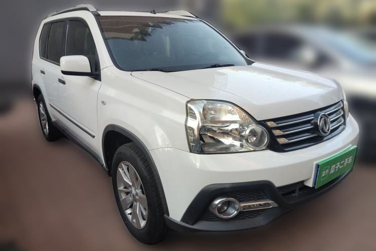 Used Dongfeng Fengdu MX6 2016 2.0L Manual Two-Wheel Drive Navigation Edition Front Right 45 Deg