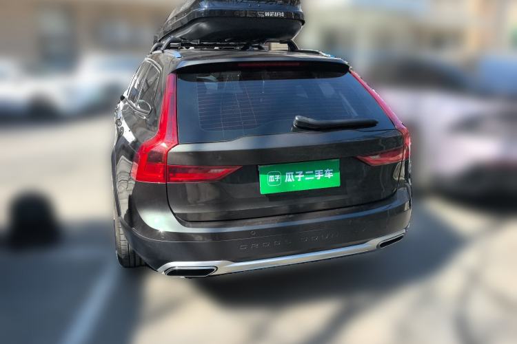 Used Volvo V90 2020 Facelifted Cross Country T5 AWD Zhiyuan Edition