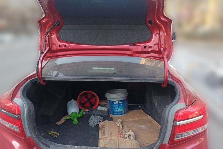 Used Toyota YARiS L Zhi Xiang 2017 1.5E CVT Dynamic Edition Trunk