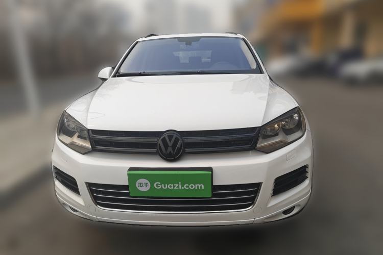 Used Volkswagen Touareg  Front