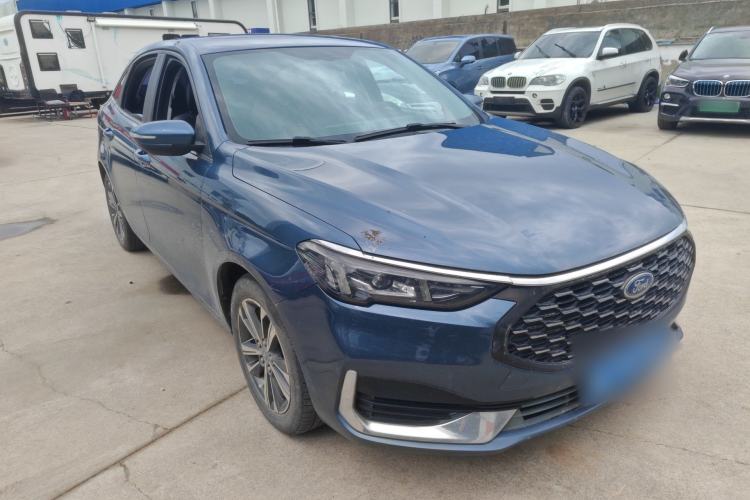 Used Ford Escort 2021 1.5L Automatic Diamond Edition Front Right 45 Deg