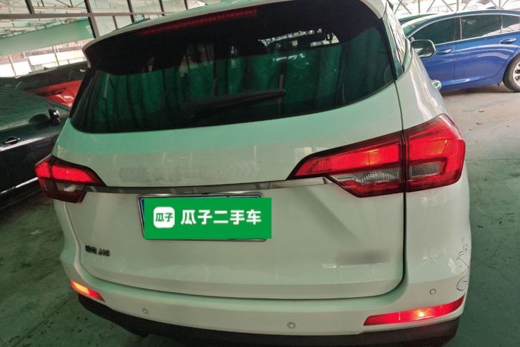 Used Haval M6 2019 1.5T DCT Two-Wheel Drive Elite Version China VI Standard Rear