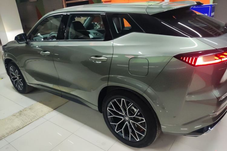 Used Changan UNI-Z New Energy 2024 Blue Whale Smart Electric iDD 125km Excellence Model