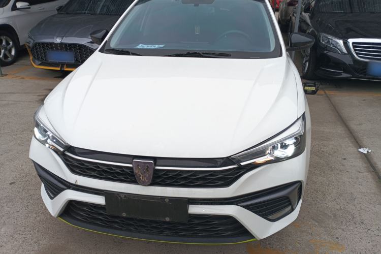 Used Roewe i5 2021 1.5L CVT Platinum Edition Front