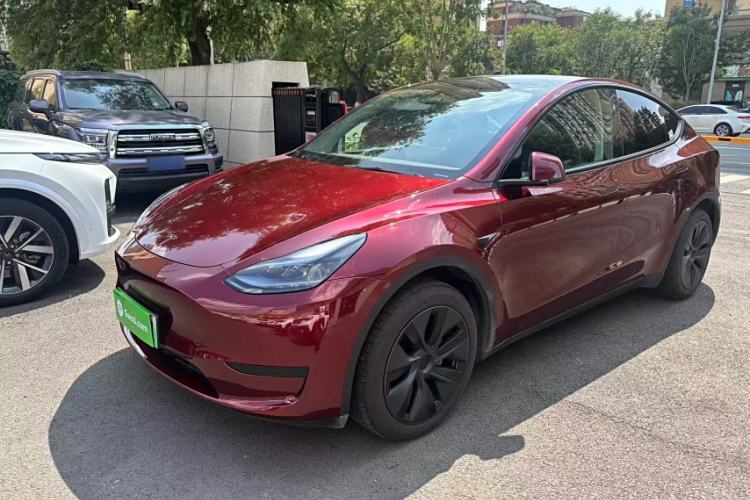Used Tesla Model Y 2024 Rear-Wheel-Drive Version
