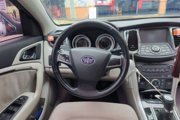 Used Bestune B90 2012 2.0L manual Comfort trim level
