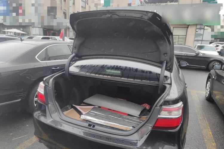 Used Toyota Camry 2016 2.0G 10th Anniversary Leading Edition