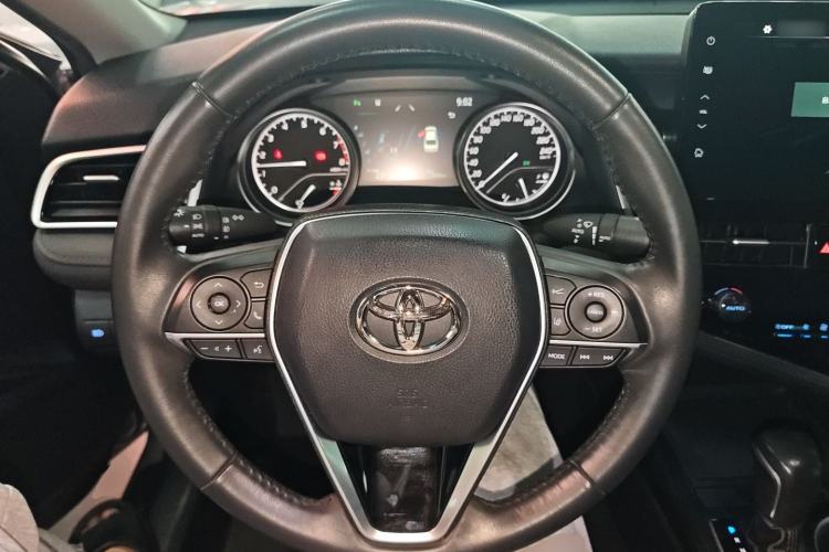 Used Toyota Camry 2021 2.0G Luxury Edition