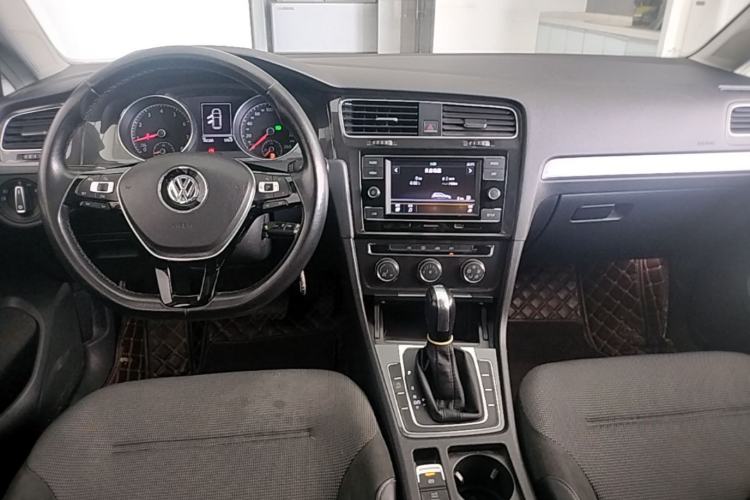 Used Volkswagen Golf 2018 230TSI Automatic Comfort Model