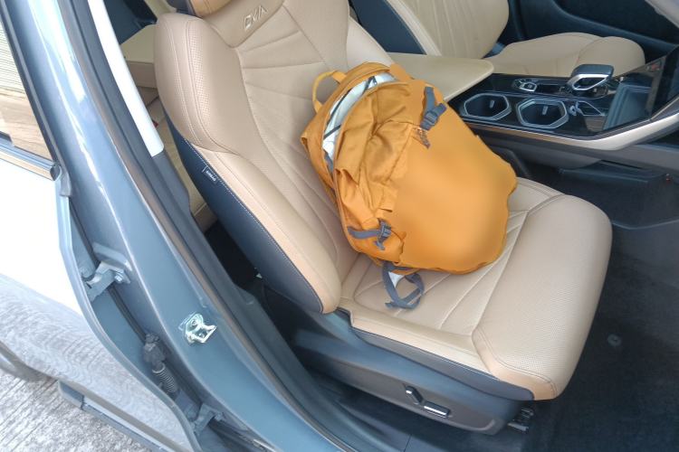 Used Geely Auto FX11 2023 1.5TD DCT Prestige Edition
