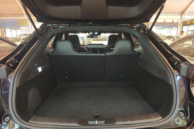 Used CHANGAN UNI-T 2022 1.5T Sport Edition Premium Version Trunk