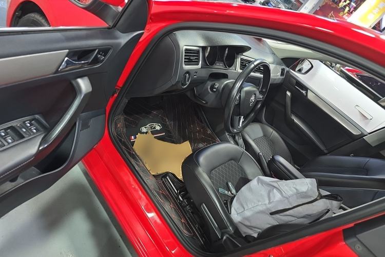 Used Skoda Rapid Spaceback 2019 Revised Version 1.5L Automatic Comfort Edition China V Standard