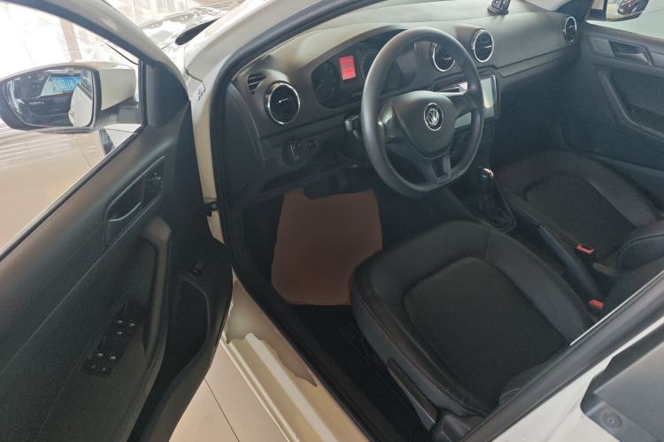 Used Volkswagen Jetta 2017 1.5L Automatic Fashion Model Driver Seat