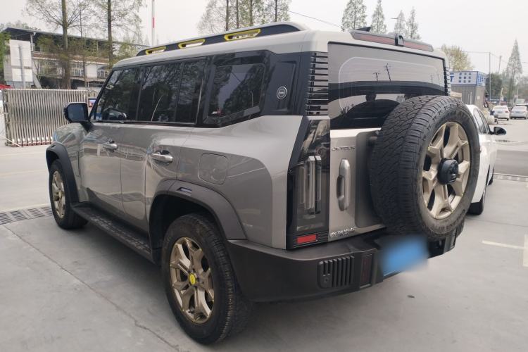 Used JETOUR Traveler 2023 2.0T Four-Wheel Drive Conqueror Exterior 2