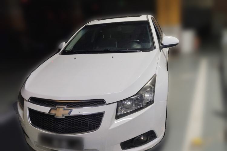 Used Chevrolet Cruze 2013 Hatchback 1.6T Automatic Flagship Model Front