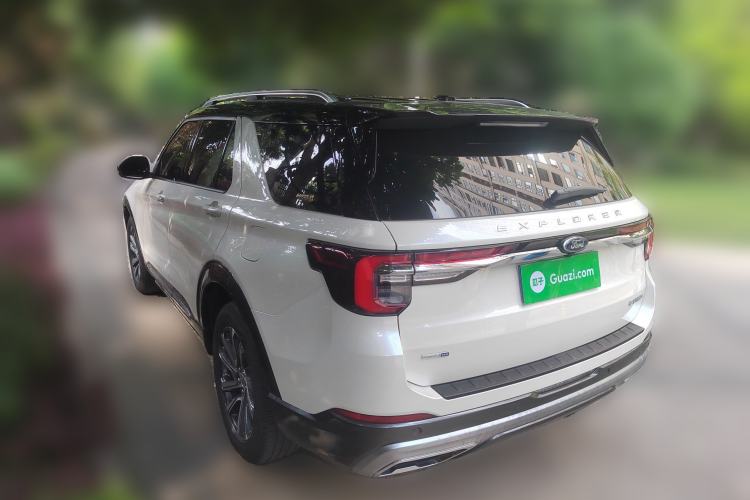 Used Ford Explorer 2023 EcoBoost 285 Four-Wheel Drive Stylish Plus Version 7 Seats
