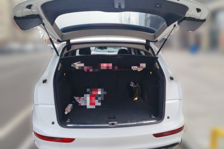 Used Audi Q5 2010 3.2 FSI Sport Edition Trunk