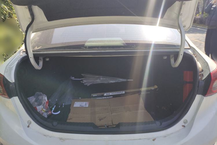 Used Mazda 3 Axela 2016 Sedan 1.5L Automatic Comfort Model