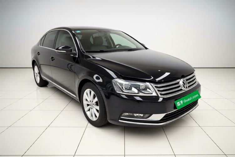 Used Volkswagen Magotan 2015 1.8TSI Luxury Model Exterior 2