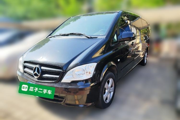 Used Mercedes-Benz Vito 2011 2.5L 7-seater executive version