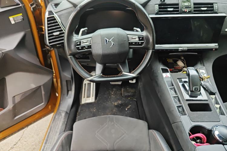 Used DS 7 2018 35THP Pashy Edition Steering Wheel