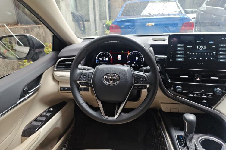 Used Toyota Camry 2021 2.5G Luxury Edition