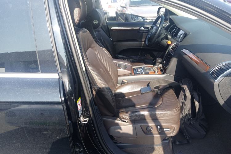 Used Audi Q7 2015 35 TFSI Ambition Edition Right Front Seat