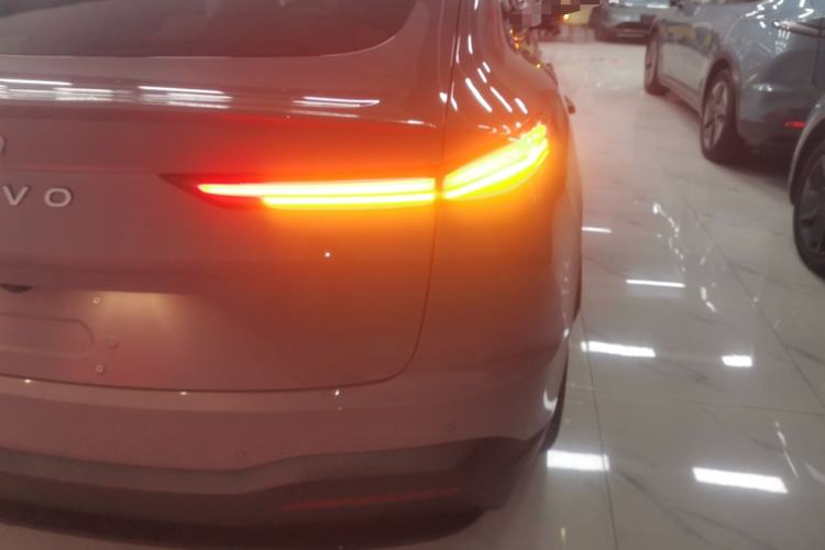 Used ONVO L60 2024 60 kWh Rear-Drive Version
