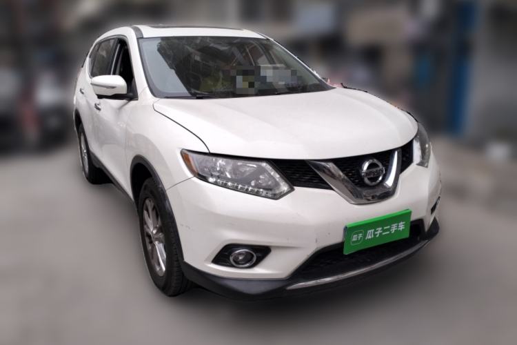 Used Nissan X-Trail 2014 2.0L CVT Comfort Edition 2WD Front Right 45 Deg