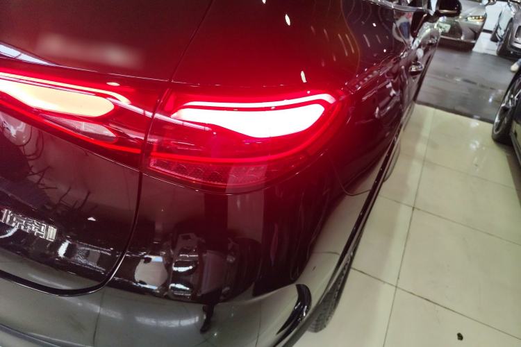 Used Mercedes-Benz GLC 2025 Refreshed GLC 300 L 4MATIC Dynamic Version 7-Seater Right Rear Taillight